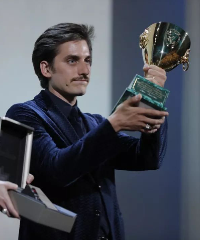 1568199579.png 1568199579.png